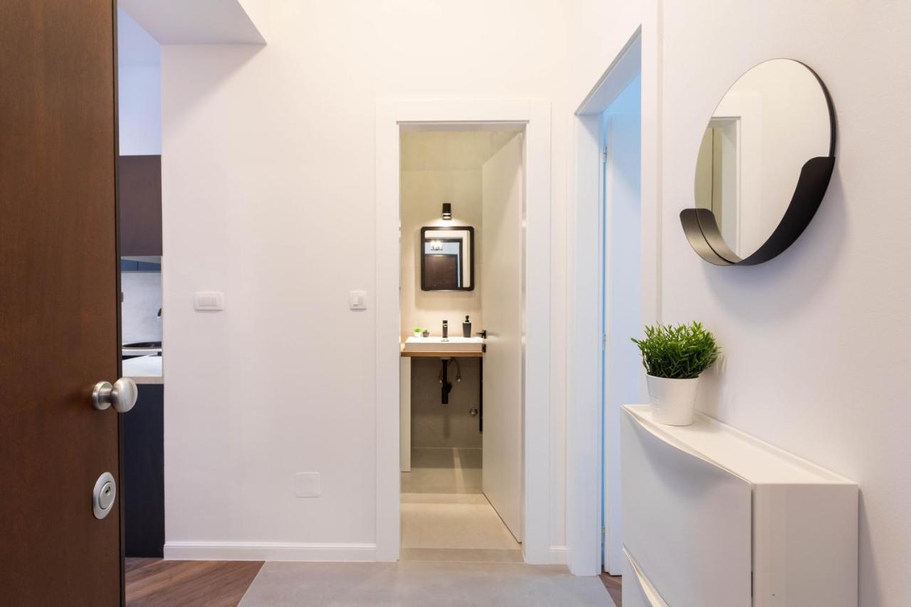 Modern And Design Apartment Near The Main Square ザグレブ エクステリア 写真
